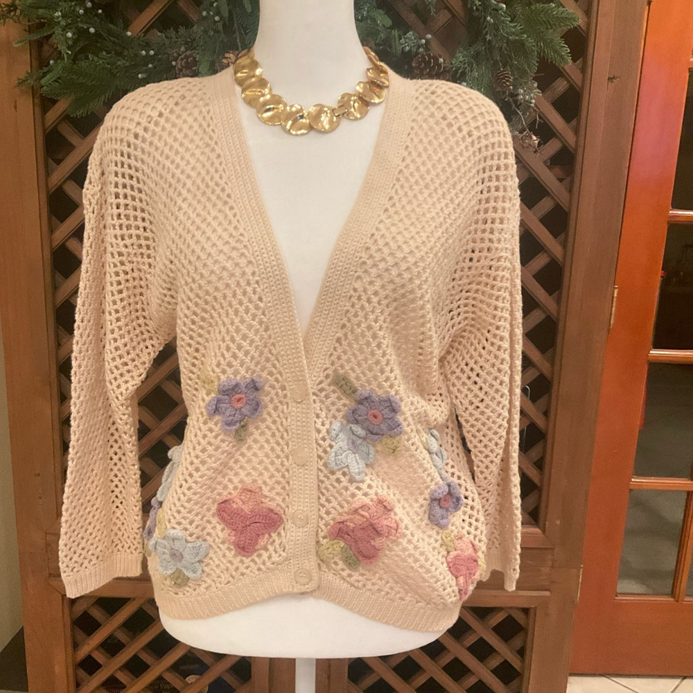 Vintage Chaus Women’s M Beige Flowers Crochet Cottage Core Boho Cardigan